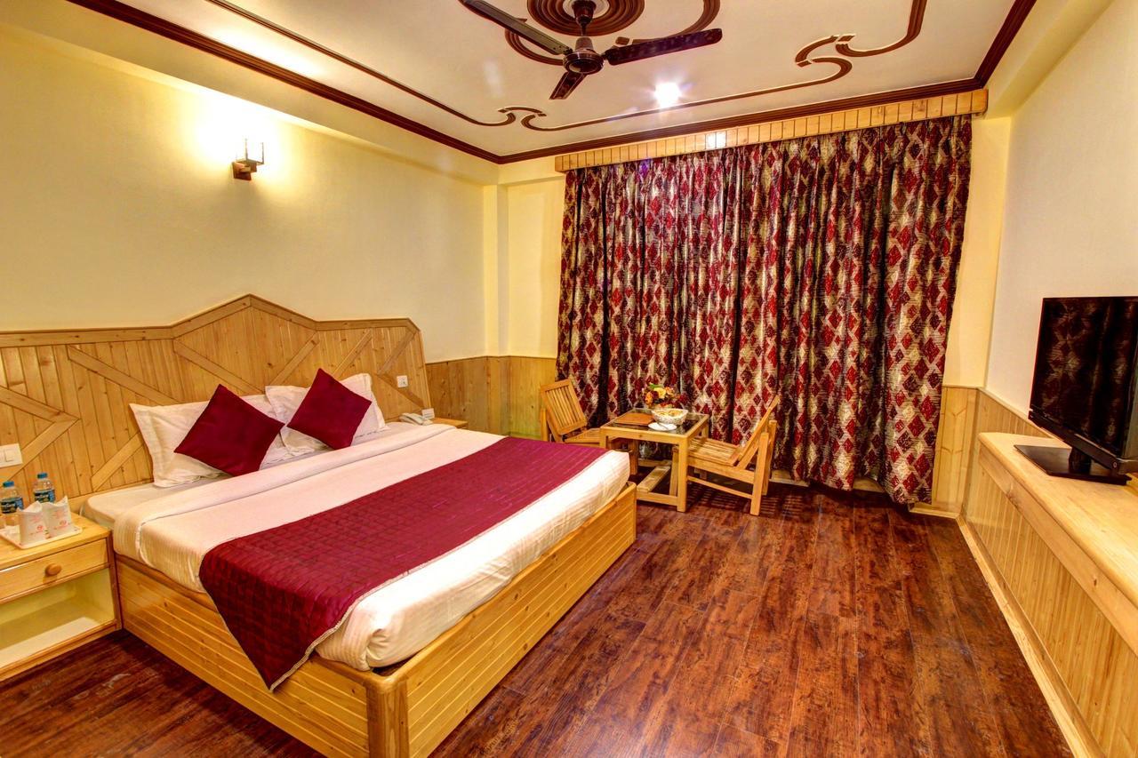 Holiday Bnb Manali Buitenkant foto