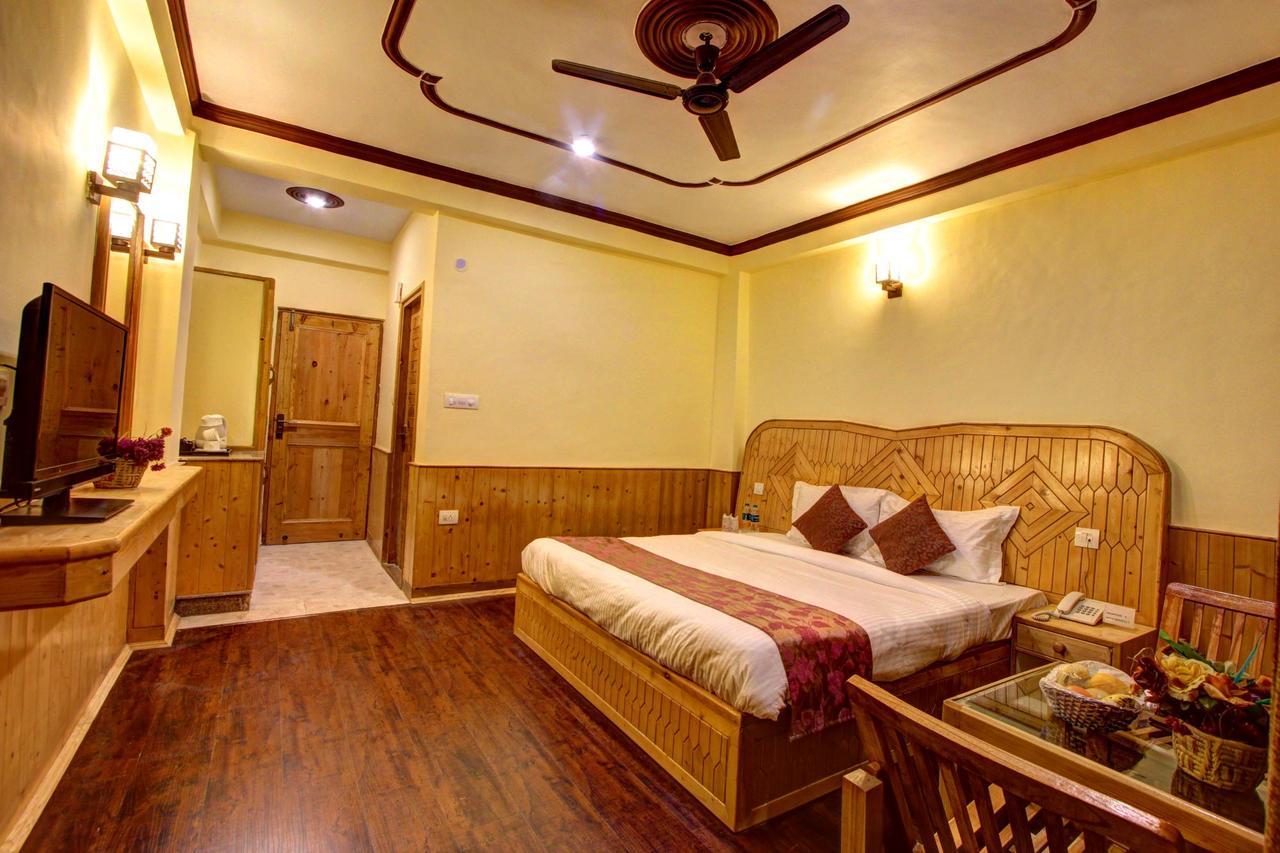 Holiday Bnb Manali Buitenkant foto