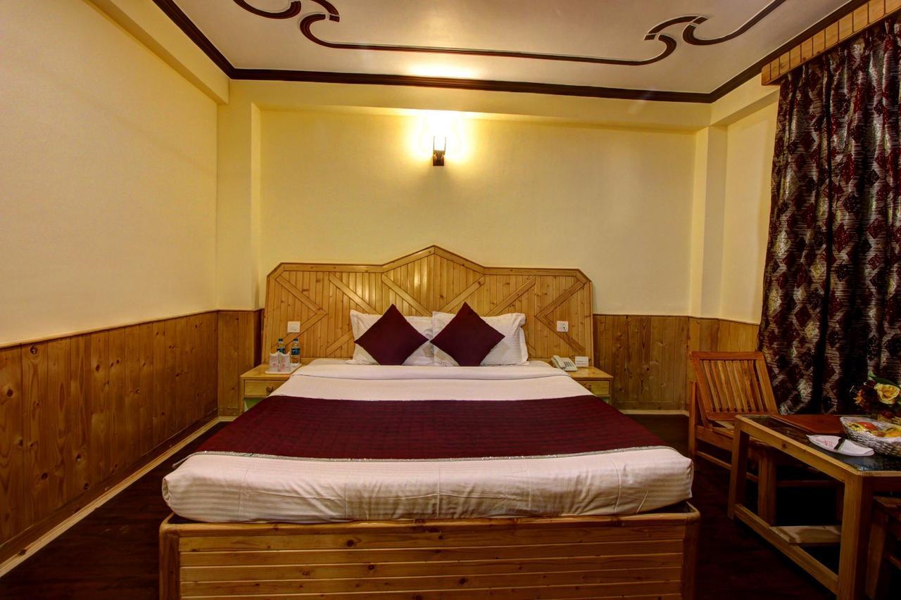 Holiday Bnb Manali Buitenkant foto