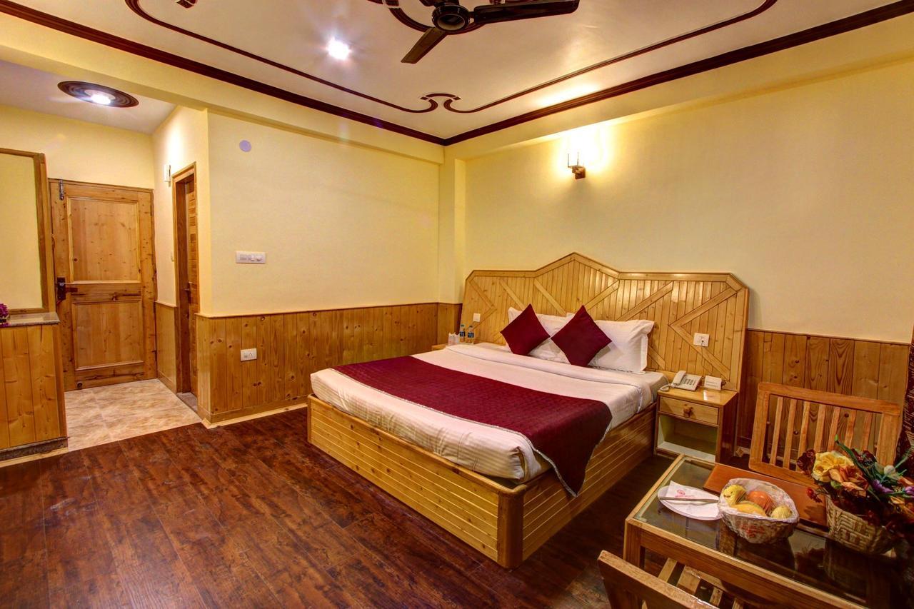 Holiday Bnb Manali Buitenkant foto