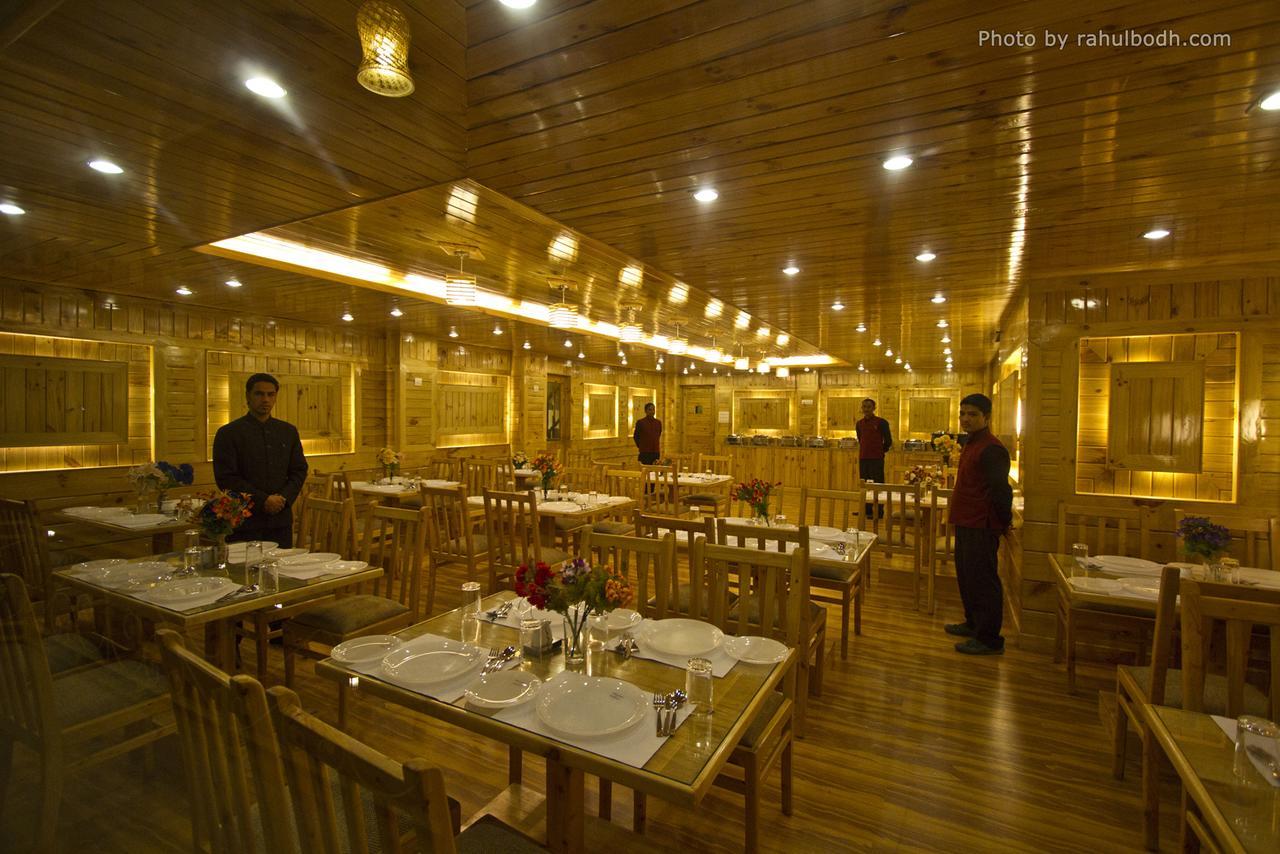 Holiday Bnb Manali Buitenkant foto