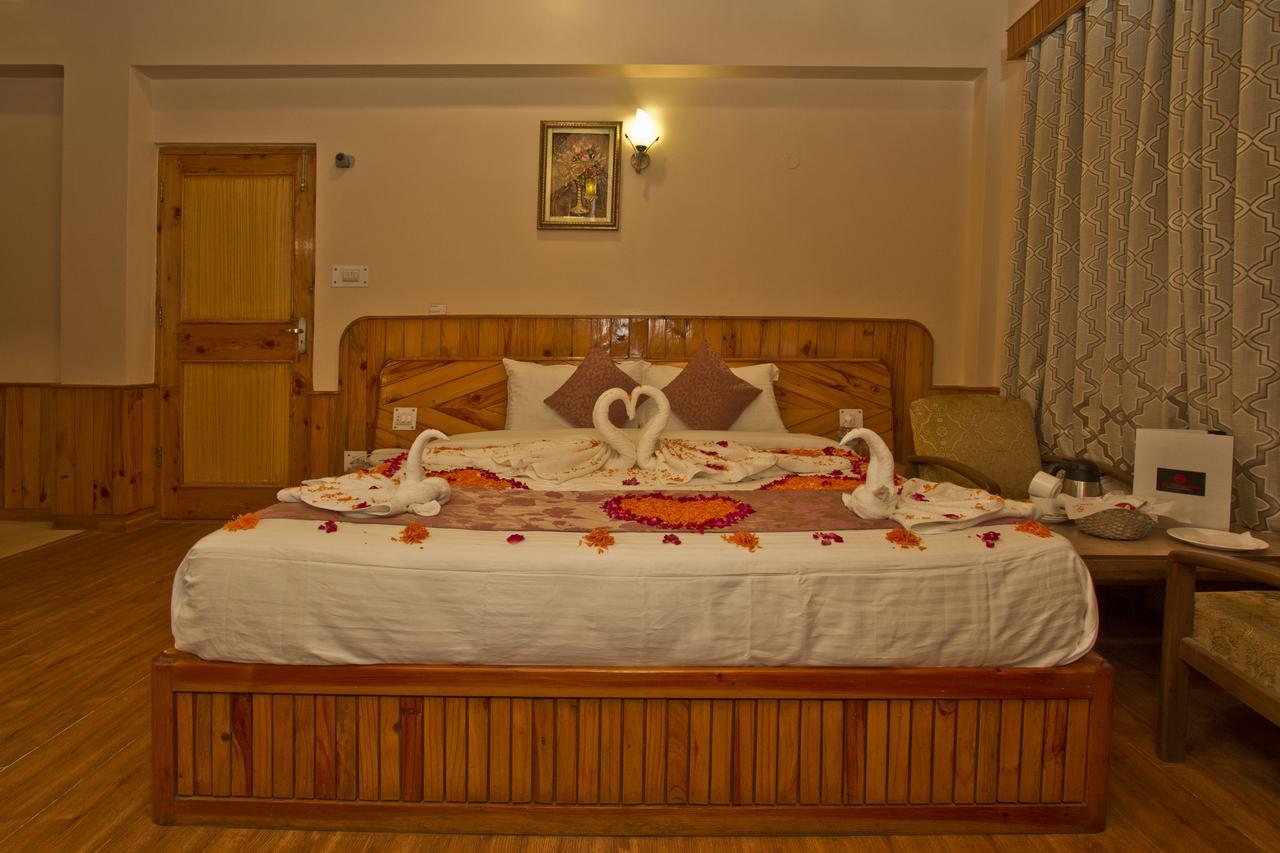 Holiday Bnb Manali Buitenkant foto